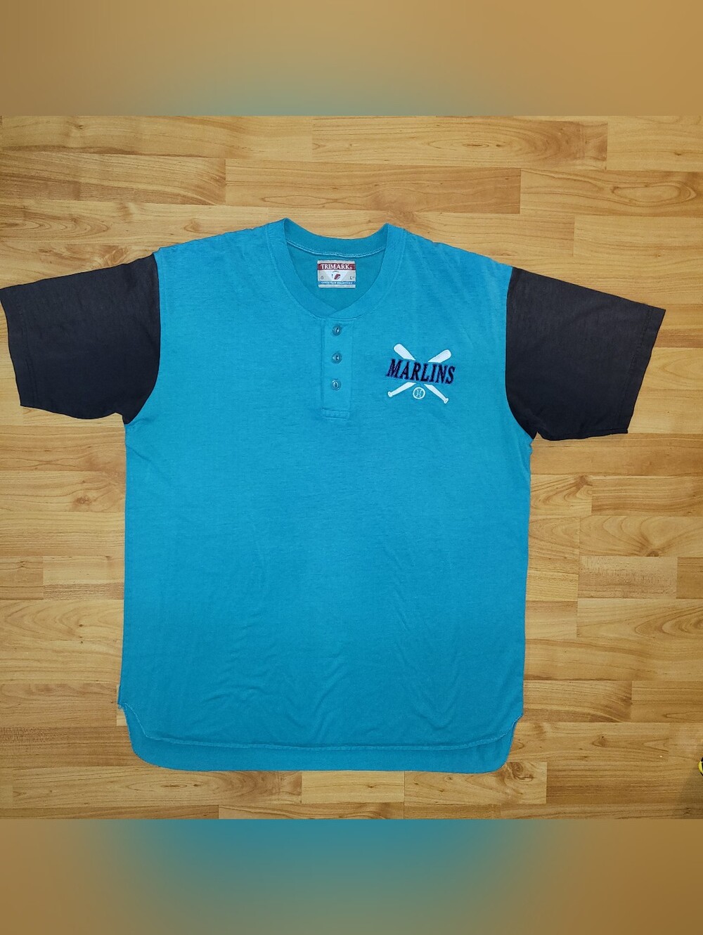 Vintage Miami Marlins Henley Blue Jersey T-Shirt with Black Sleeves, L/XL